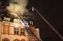 Feuer 3 Dachstuhlbrand Koeln Muelheim Gluecksburgstr P100